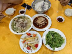 -荣生萝卜汤饭店