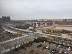 餐具摆设-乌兰湖畔草坪轻奢营地