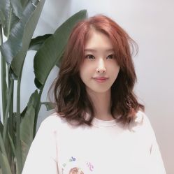 -BULB STUDIO 巴柏明星发型工作室