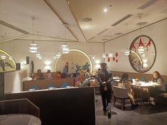 大堂-周渝食惦·酸菜鱼精致川菜(横岗店)