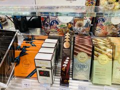 -VENCHI 闻绮(北京国贸商城店)