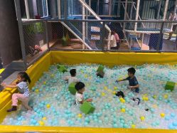 点击看大图 -反弹蹦床公园·亲子乐园·团建·派对(青岛融创茂店)