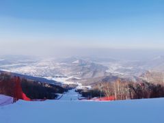 -中旅松花湖滑雪场