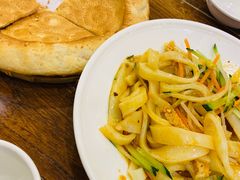 -清真·玛丽亚新疆菜主题餐厅(浙江中路店)