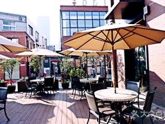 -拉亚汉堡经典餐厅(商城路店)