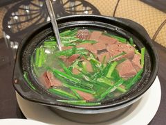 砂锅韭菜煮猪红-中山保利艾美酒店-乐美中餐厅