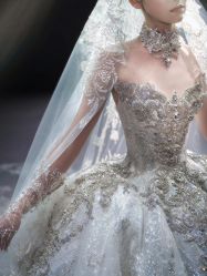 -MANLI BRIDAL婚纱