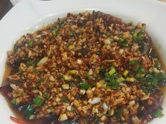 -六弟特色小馆(人民新村店)