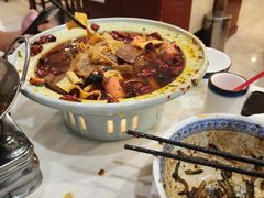 -鑫巴蜀小镇 · 水煮鱼专研店(玉桥店)