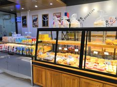 面包甜点陈列柜-欧佩拉(工农路店)