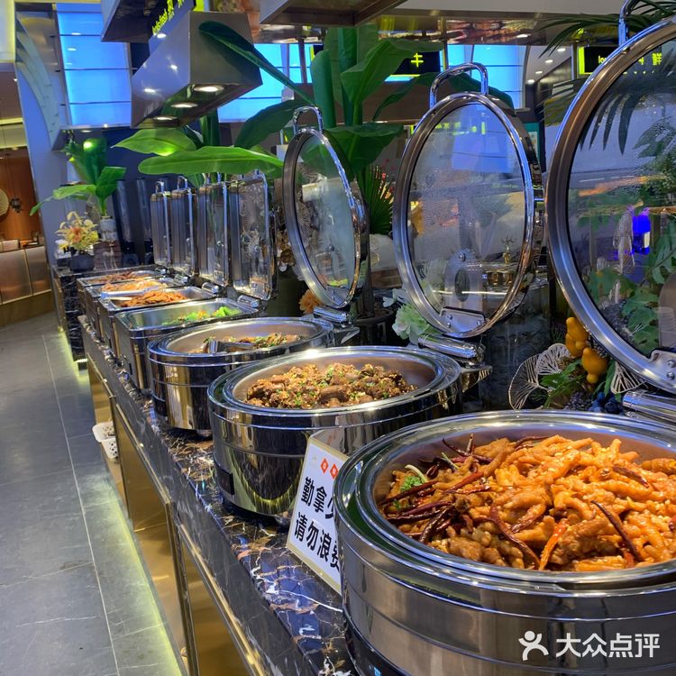 江南蓝鲸世界性价比高的海鲜自助餐厅
