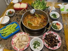 -乳仔牛牦牛汤锅 烤羊排(松潘古城店)