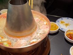 -京悦南门涮羊肉·羊蝎子火锅(田林路店)