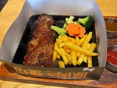 -菲滋意式餐厅(金华银泰城店)