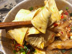 -肖肖酸萝卜鱼火锅(总店)