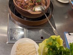 -胡须佬鸡煲四季火锅店(石厦西村直营店)