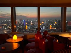 -FLAIR顶层餐厅酒吧(浦东丽思卡尔顿酒店)