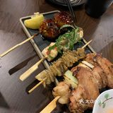 好像还有挺多日本人在吃的