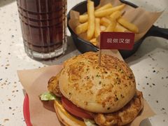 -必胜客(宝能太古城店)