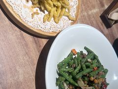 -耶里夏丽·丝路新疆菜·清真食品(徐汇南丹东路臻选店)