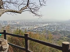 -灵岩山风景区