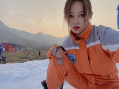 -济南卧虎山滑雪场