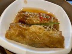 蚝皇鲜虾腐皮卷-陶陶居酒家(海岸城店)