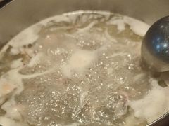 -洪氏嗨捞·猪肚鸡火锅(阳光天地店)