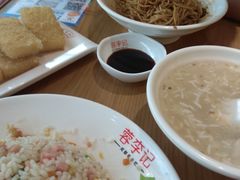 -蓉李记成都名小吃(武汉菱角湖万达店)