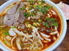 招牌羊肉粉-遵义虾子张六羊肉粉(普陀路店)