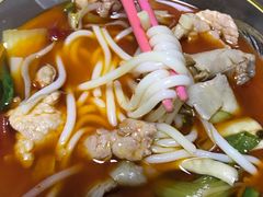 -红鼻子桂林米粉(金唐新光界店)