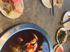 -忘情水鱼头·鲜鱼火锅(滨江中路店)