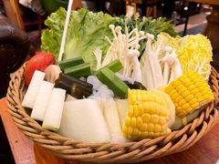 -樾餐厅泰式海鲜火锅(民歌湖店)