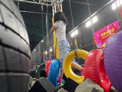 -嘿哟动霸CHUA·新潮玩运动娱乐中心·蹦床滑冰团建乐园