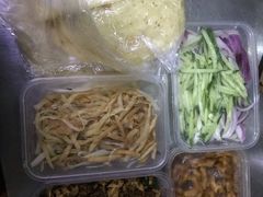 -合合春饼·酱骨·东北菜(潘家园店)