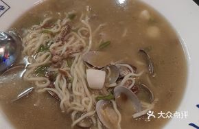 Shandong Seafood Stir-fried Noodles