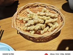 -香蟹煲·醉蟹牛蛙耙鸡爪