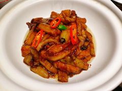梅香肉汁手撕茄子-新白鹿餐厅(松江开元地中海店)