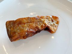 本帮熏鲳鱼-世博源公馆·本帮融合菜·主题包厢·江景餐厅