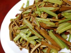 -楚天美食坊(越秀先烈中路店)
