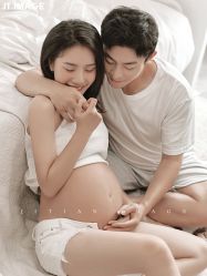 点击看大图 -专注孕妇照亲子照·纪田摄影