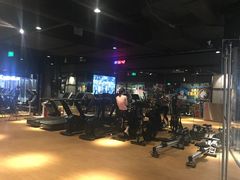 -VLines耀能运动24小时·月付制健身(京广桥店)
