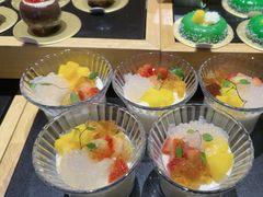 -雍容荟帝王蟹活龙虾展台自助(IFS黑金店)