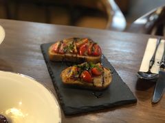 罗勒叶小番茄面包-1861意大利餐厅(文化广场店)