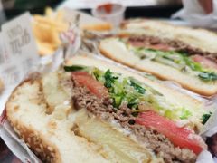 -The Habit Burger Grill 哈比特汉堡(爱琴海店)