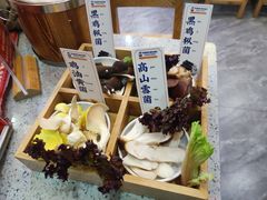 -阿婆情腊排骨火锅(金虹路店)