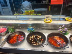 -佰烧海鲜烤肉火锅自助(世茂国际广场店)