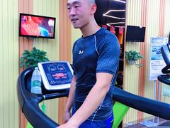 -宝德龙游泳健身