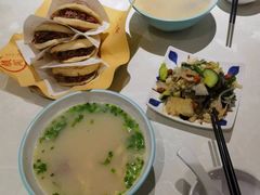 -骏阁·全驴宴