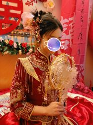 -艾米丽婚纱礼服